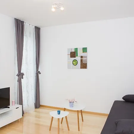 Iris Luxury Apartment Split